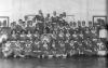 Equipe de atletas do Clube Regatas Icaraí, com seus uniformes de competição. Paluca é quarto rapaz sentado, da esquerda para a direita. Anos 1950.